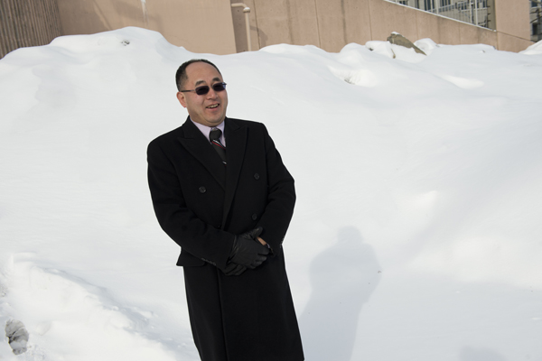 Snow falls differently on the nanoscale