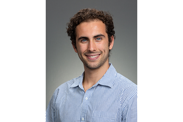 Dominic Pizzarella headshot