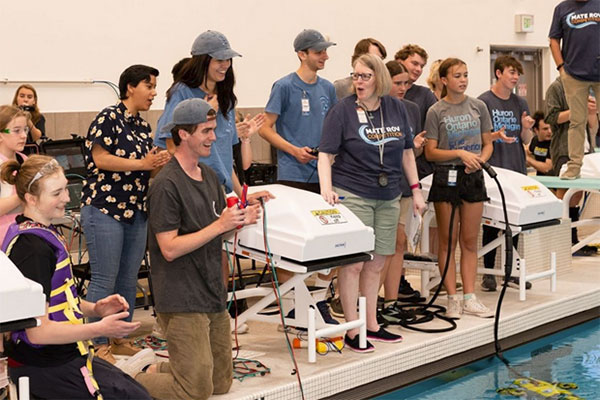 Northeastern’s Underwater Robotics Team Takes 8th at First Competition