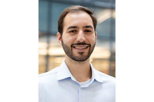 ECE Student Receives 2026 Outstanding PhD Student Award in Research