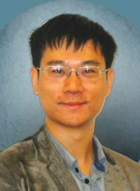 Junwei Huang