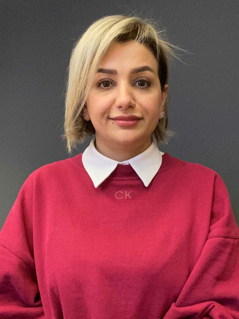 Niloofar Mohamadi