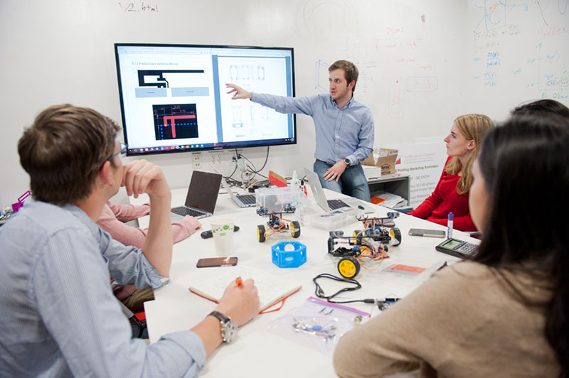 Students collaborate in the Sherman Center for Engineering Entrepreneurship Education